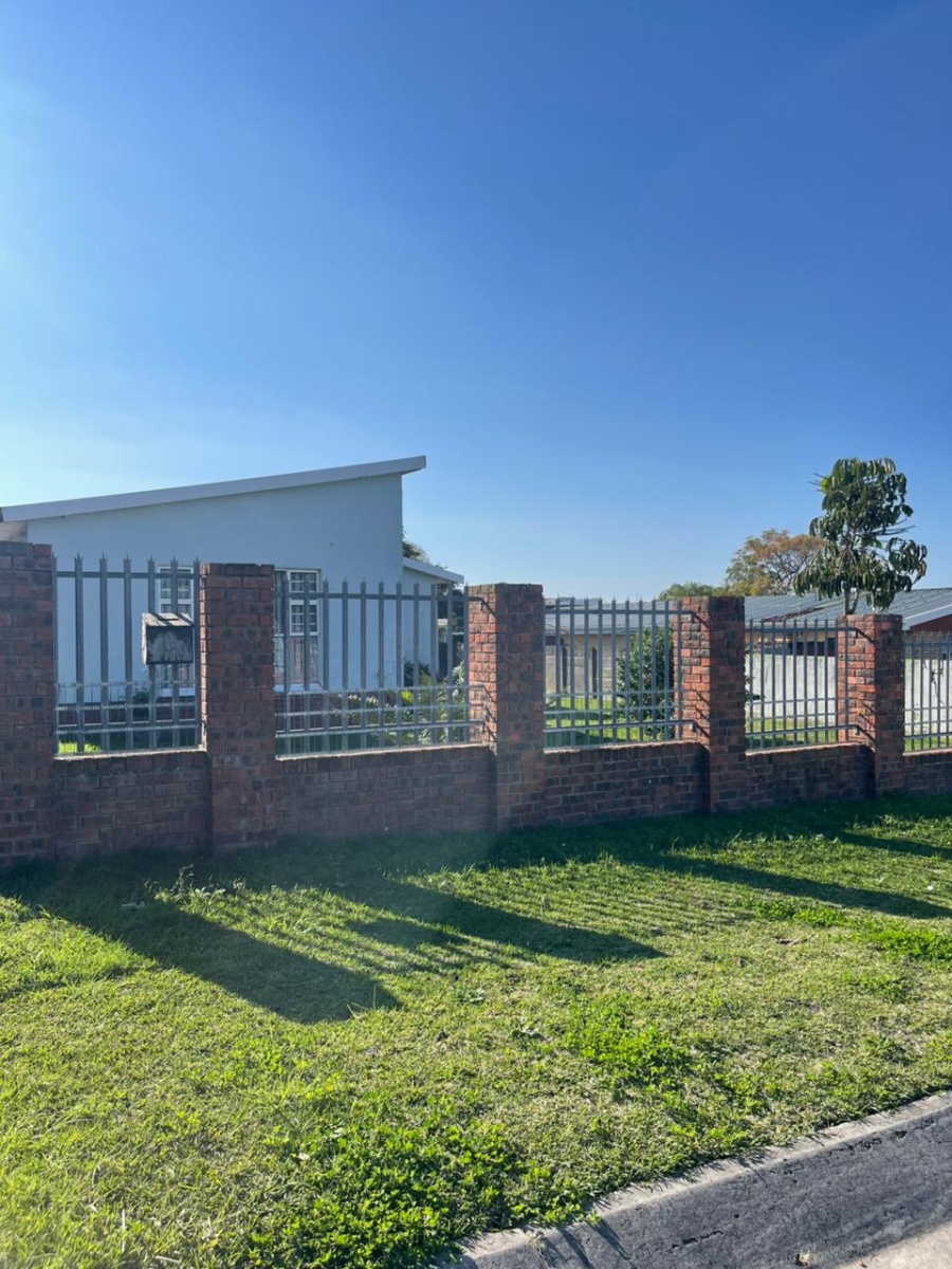 3 Bedroom Property for Sale in Amalinda Eastern Cape